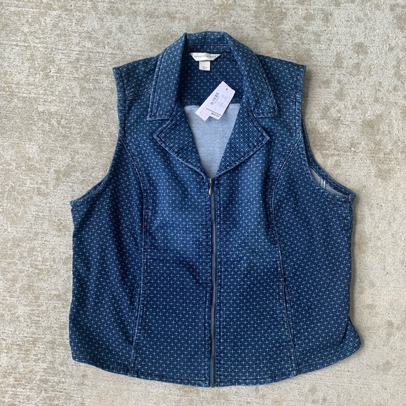 Christopher & Banks Jean Patterned Zip Up Vest - Picture 1 of 13